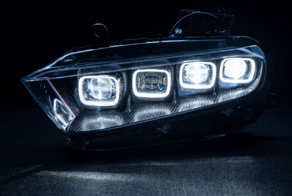 chiron-vxx-vxx-chargallery-2