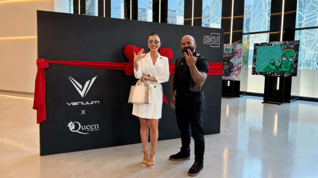 queen-with-adrian-venuum-in-dubai